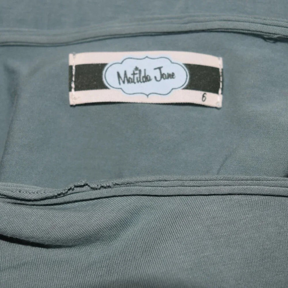 Matilda Jane Muted Green/Gray Girls Top Size 6 Buttons on Sleeves - Picture 4 of 5
